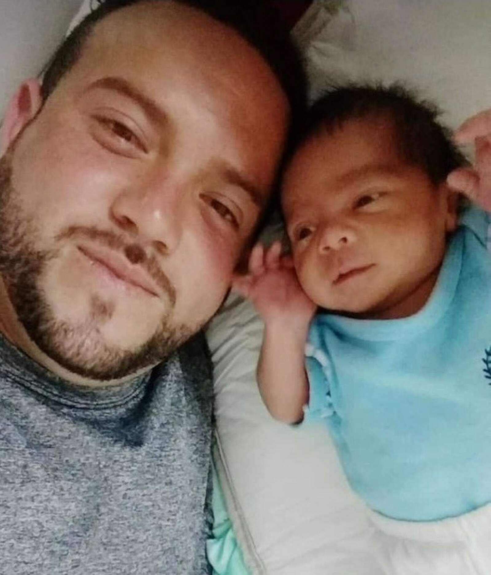 Emanuel Henrique de França, de 25 anos, e o filho Érick Junior, de 2 meses, morreram no desabamento