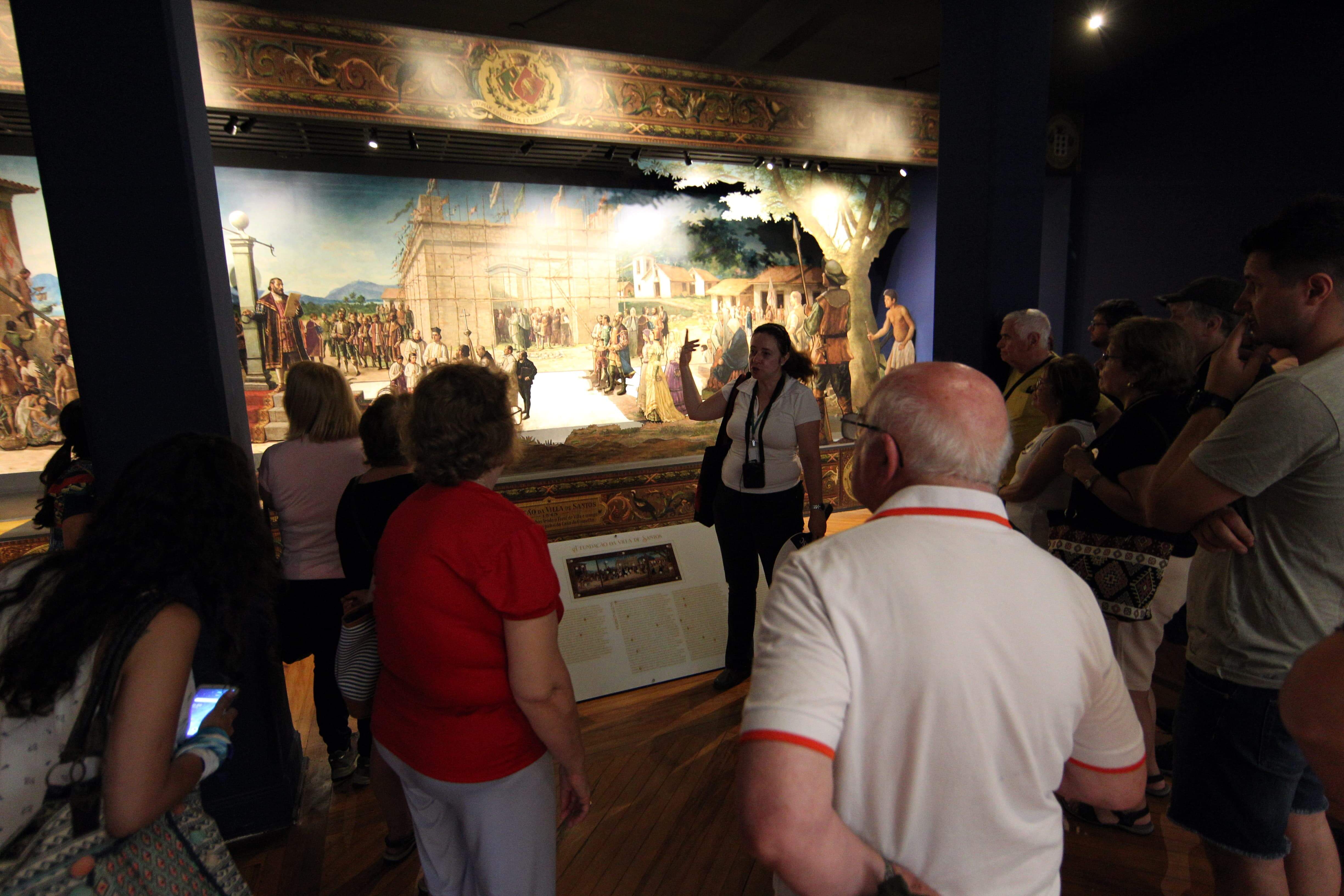 Visitantes do mundo inteiro visitam o museu todos os dias 