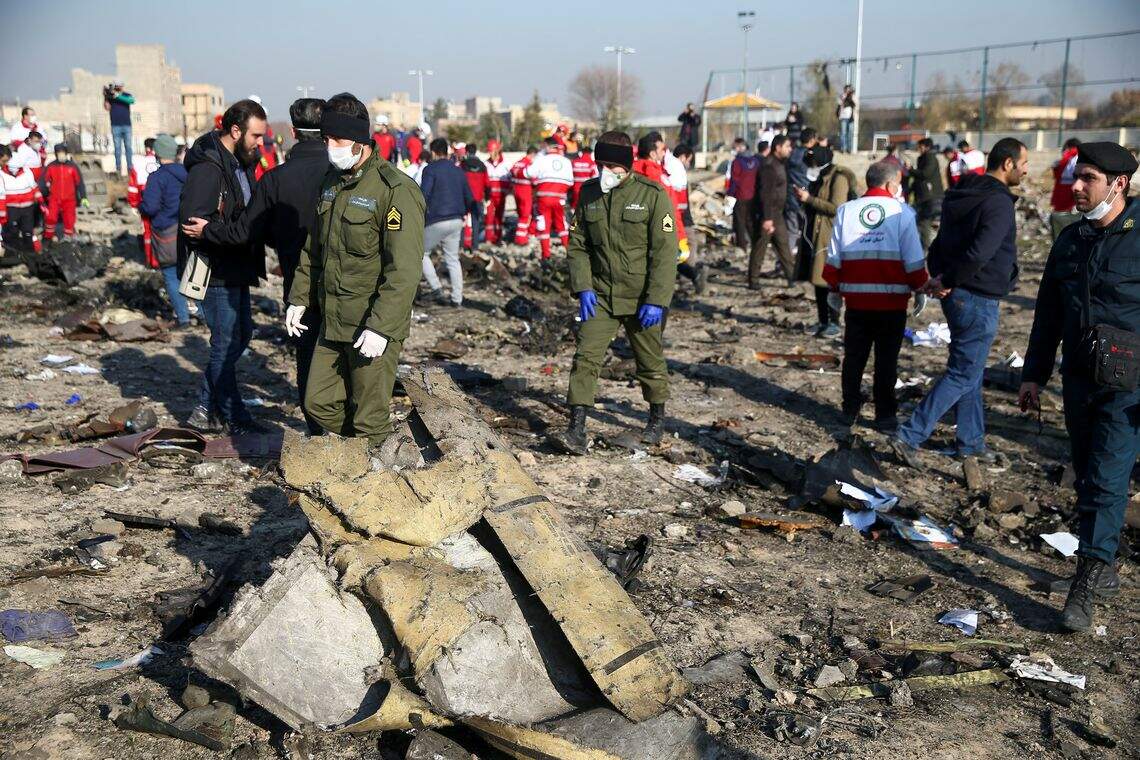 Todas as 176 pessoas a bordo morreram na queda de avião ucraniano