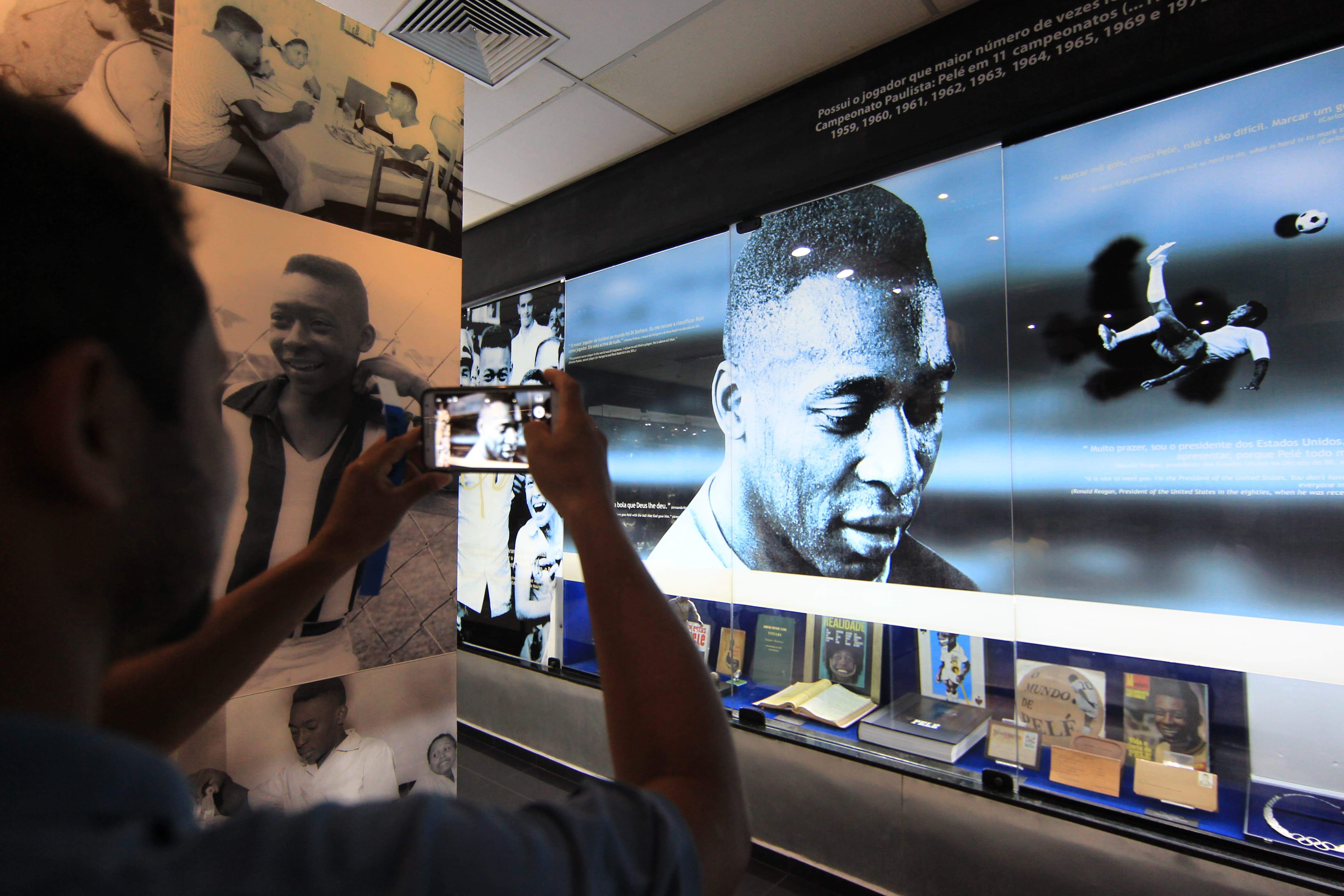 História do rei Pelé é um dos destaques do museu 