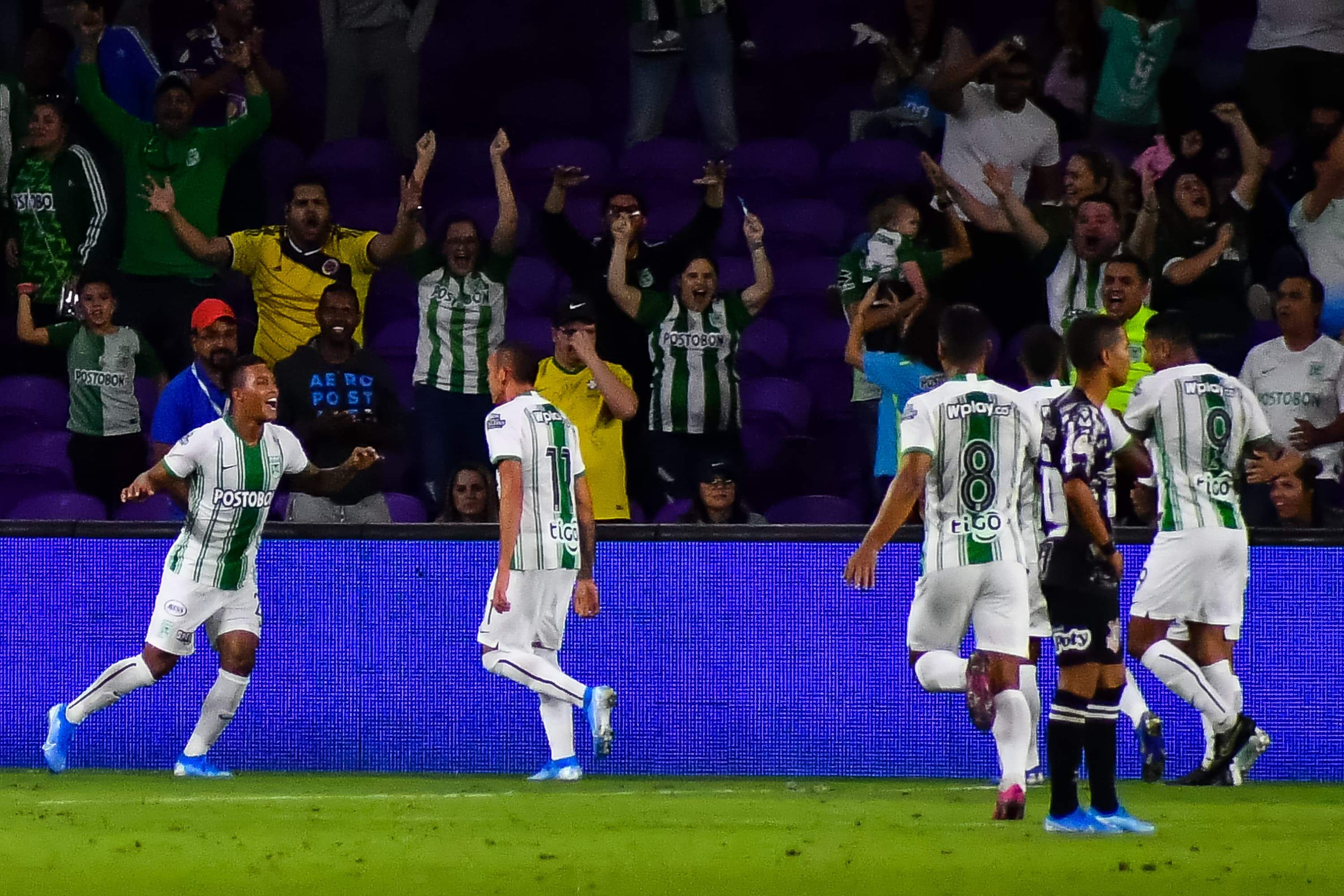 Gómez fez o gol da virada e garantiu o título para o Palmeiras