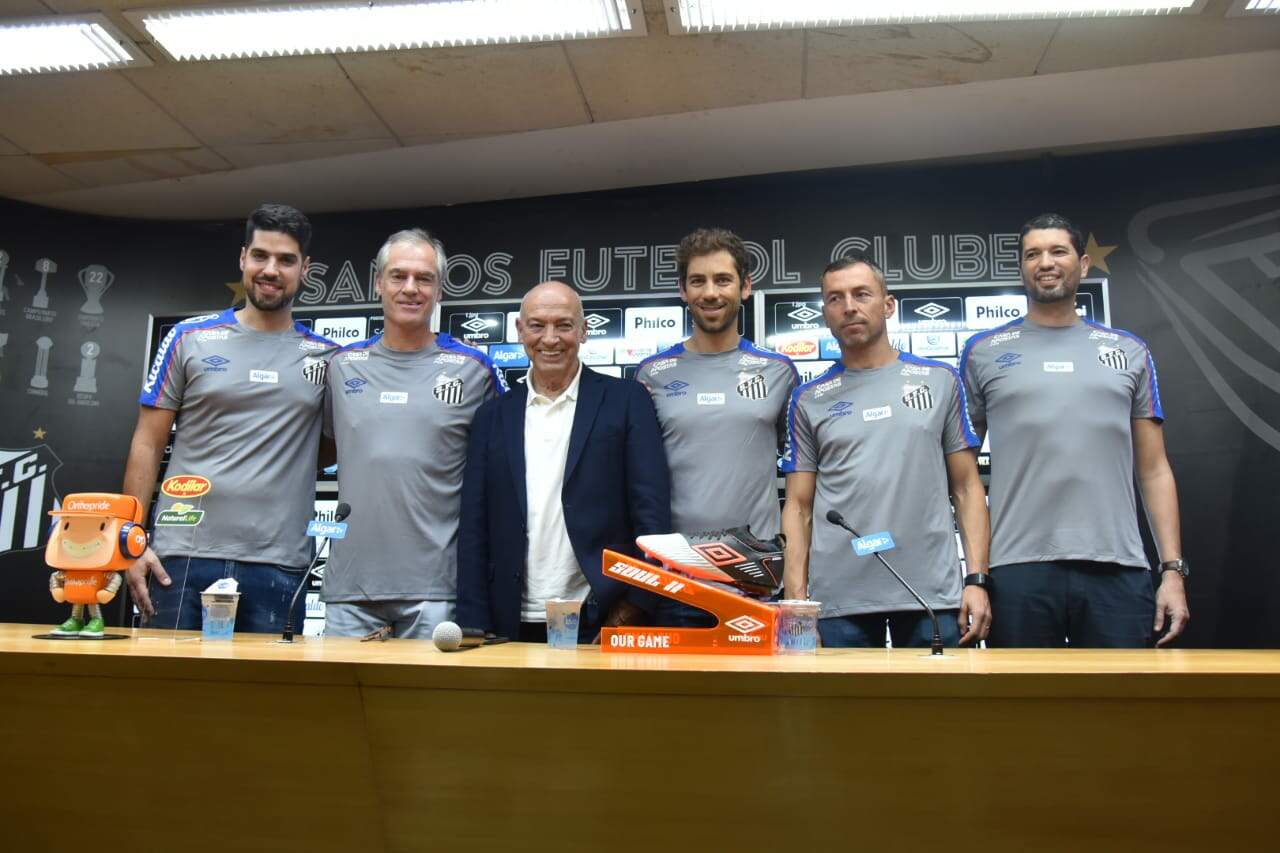 António Oliveira, Rui Águas, Daniel Gonçalves, José Pedro Pinto e Pedro Bouças compõem a comissão