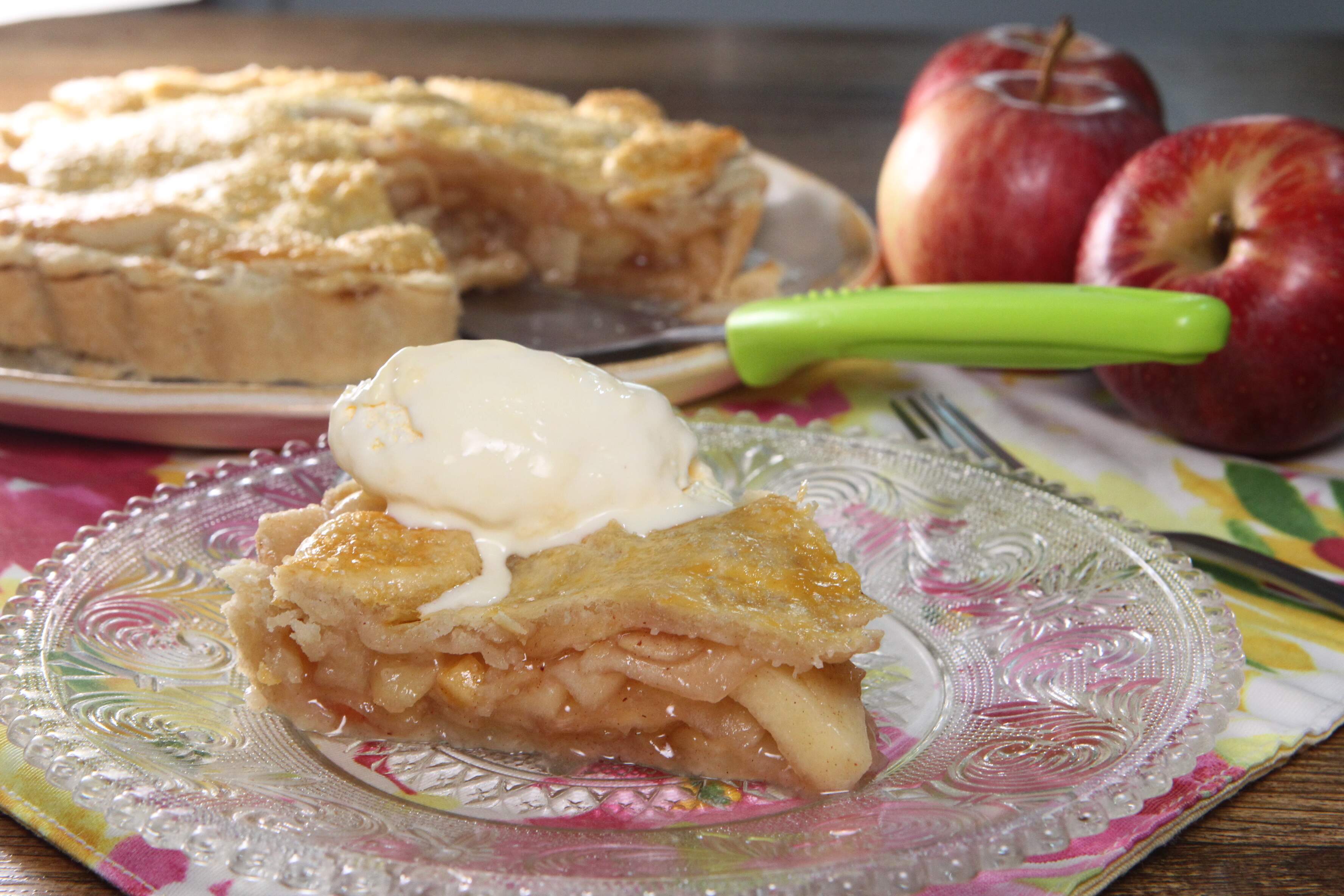 Torta de maçã ao estilo norte-americano; a famosa apple pie