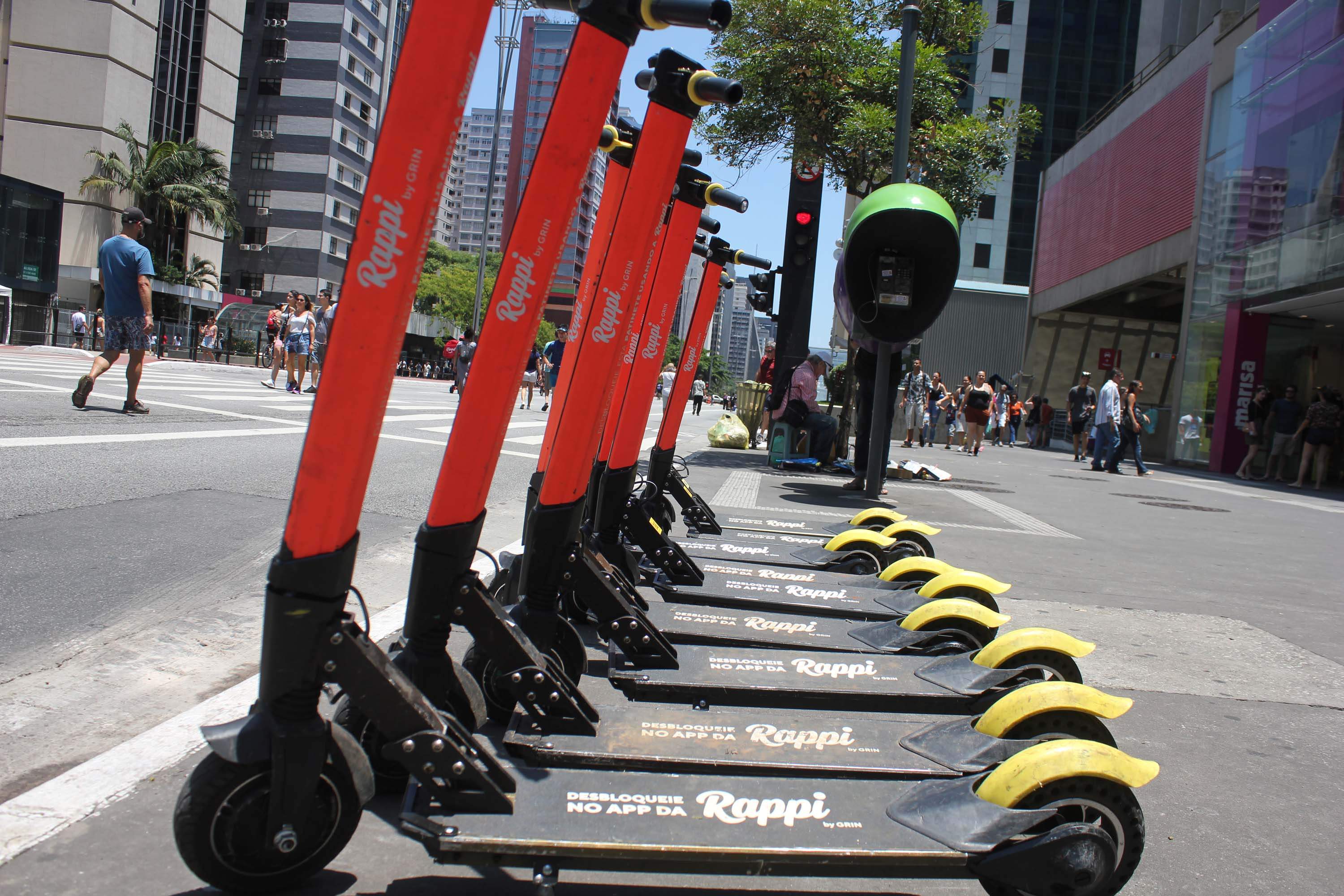 Número do patinetes elétricos em circulação em São Paulo diminuem