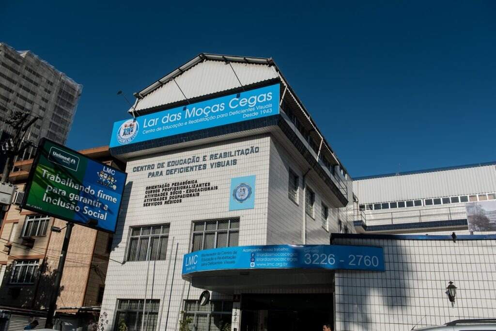 Lar das Moças Cegas fica localizado na Rua Carvalho de Mendonça, 229