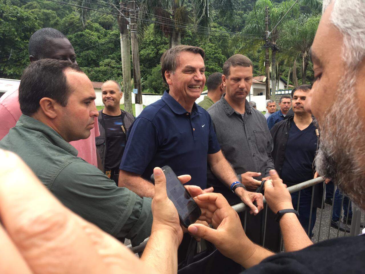 Bolsonaro retornou ao Forte dos Andradas por volta das 11h40 desta manhã 
