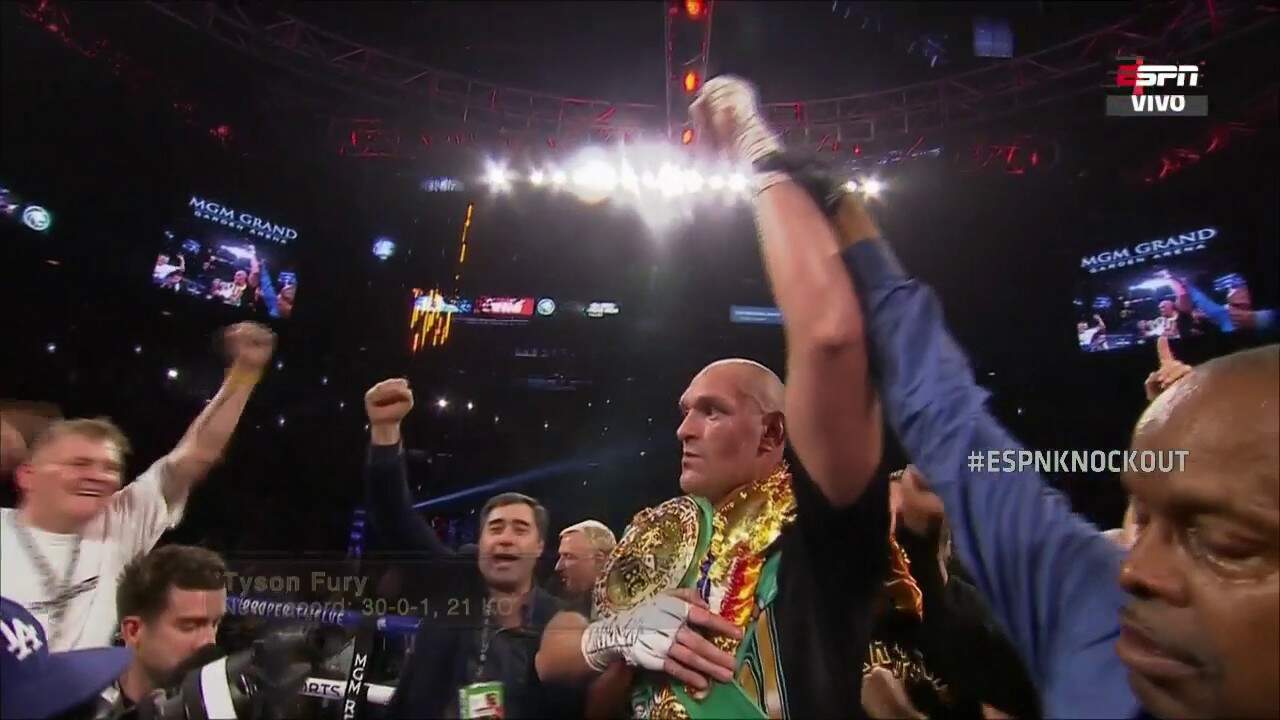Tyson Fury acaba com a invencibilidade de Deontay Wilder e é campeão do CMB