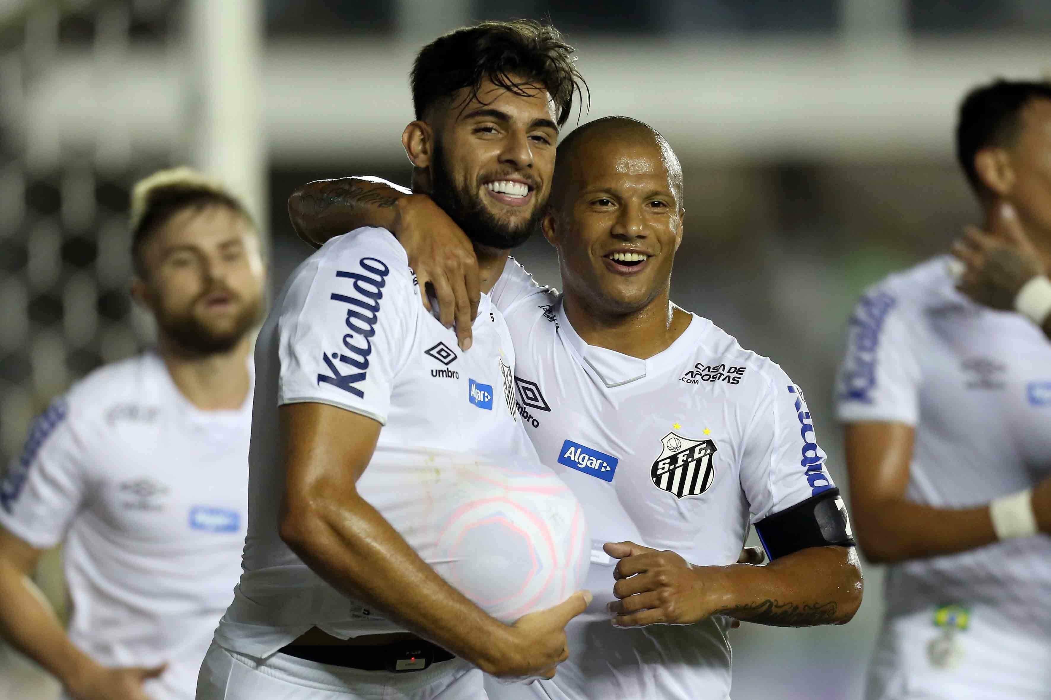 Com 3 gols no primeiro tempo, Peixe venceu com tranquilidade na Vila
