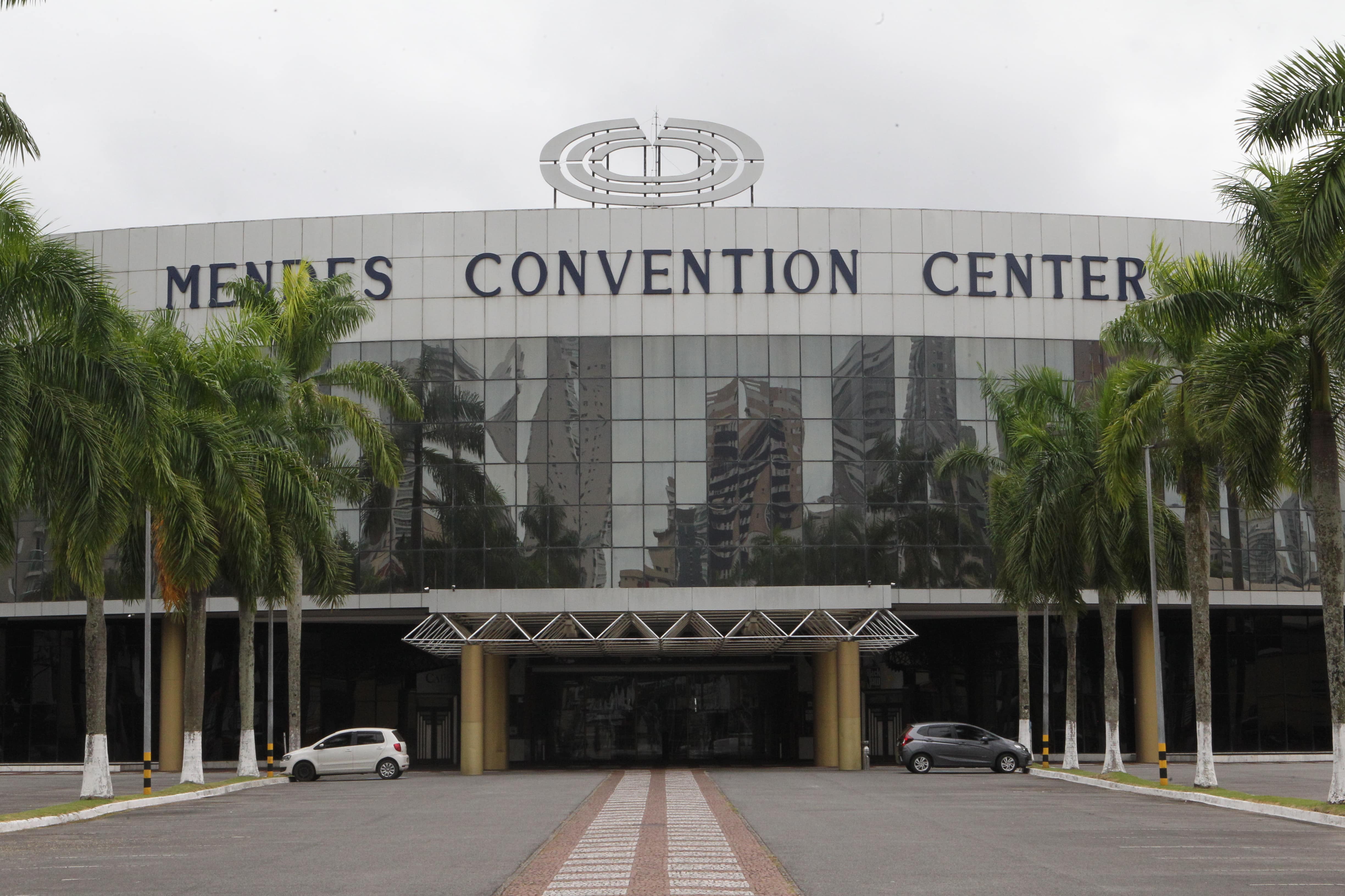 Novas lojas vão ocupar o espaço do Mendes Convention Center, no Gonzaga, em Santos