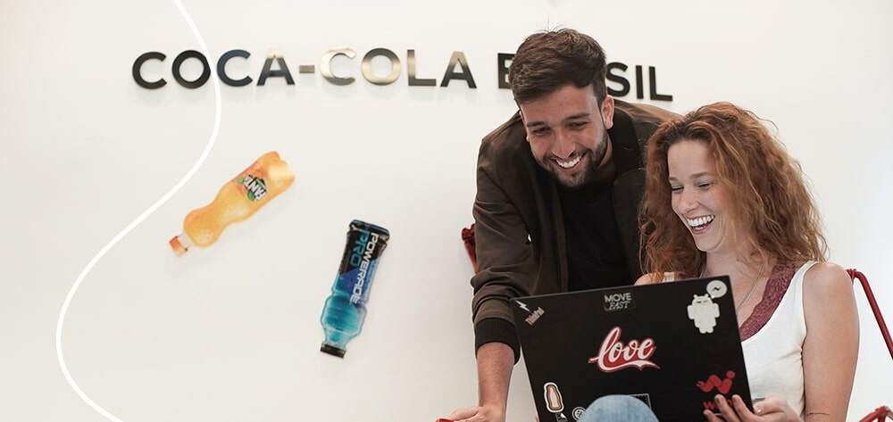 Coca-Cola recebe currículos de recém-formados até o próximo dia 20, somente pela internet