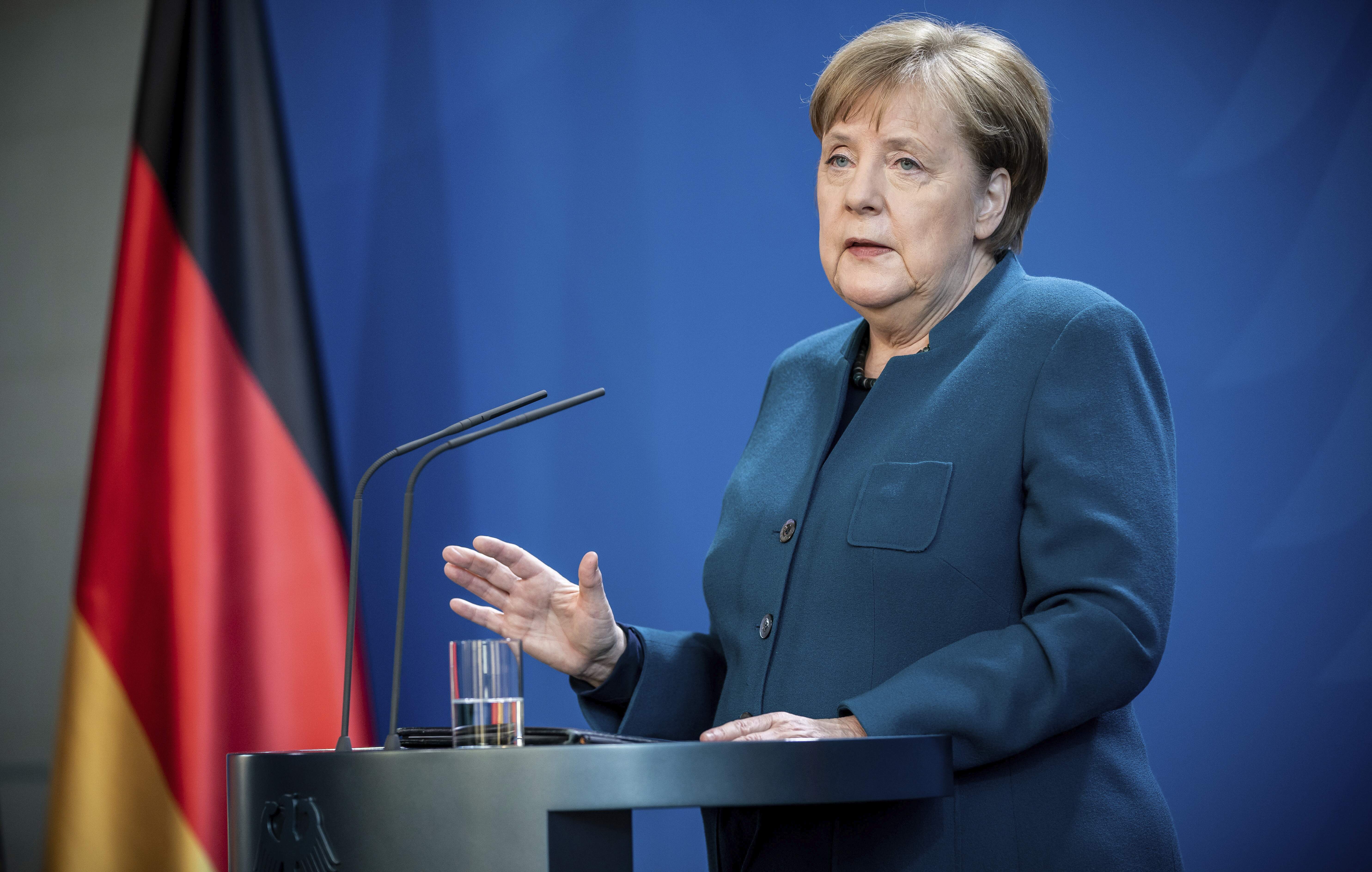 Merkel ficará em quarentena, segundo porta-voz da Alemanha