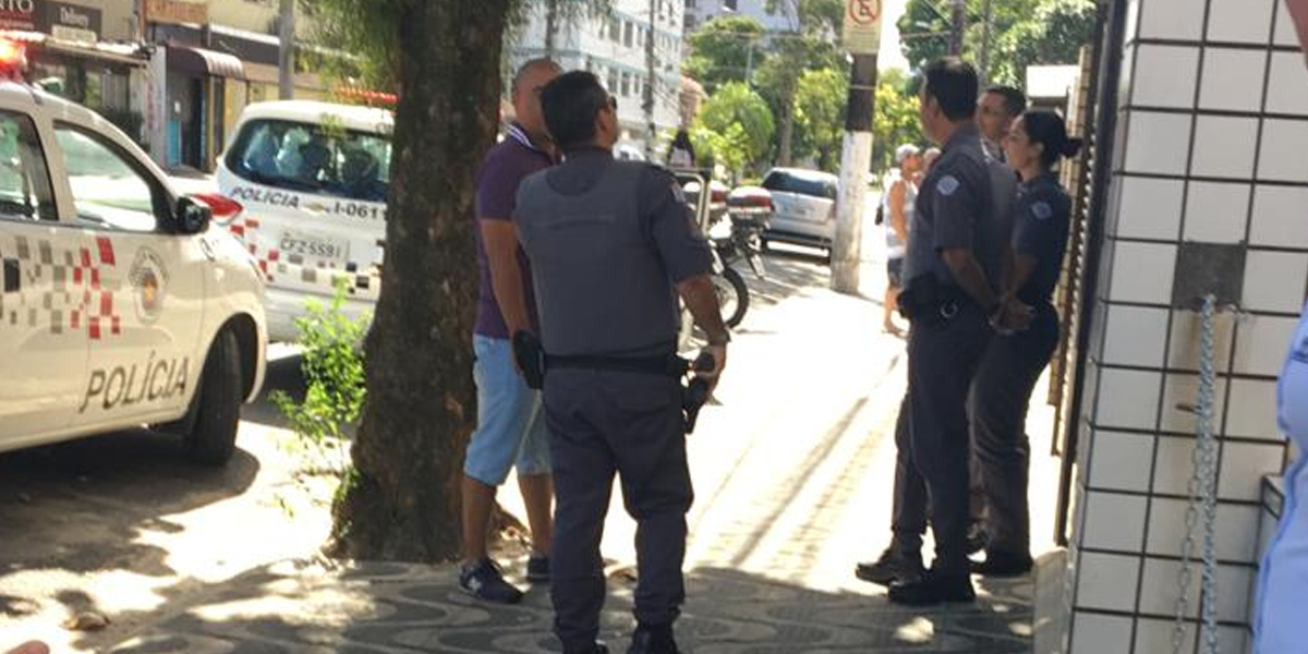 Policiais militares foram acionados para a ocorrência na Avenida Pedro Lessa, em Santos