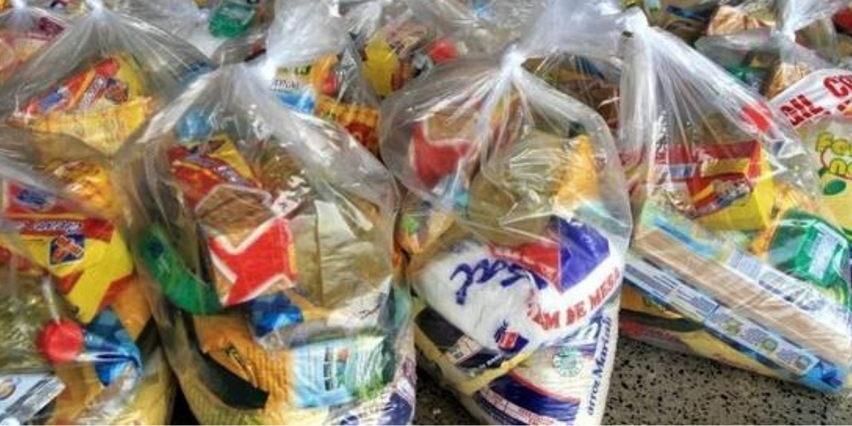 Entidade distribui cestas básicas à 40 famílias cadastradas