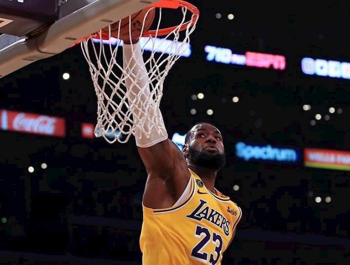 Lakers liderava a Conferência Oeste antes da paralisação