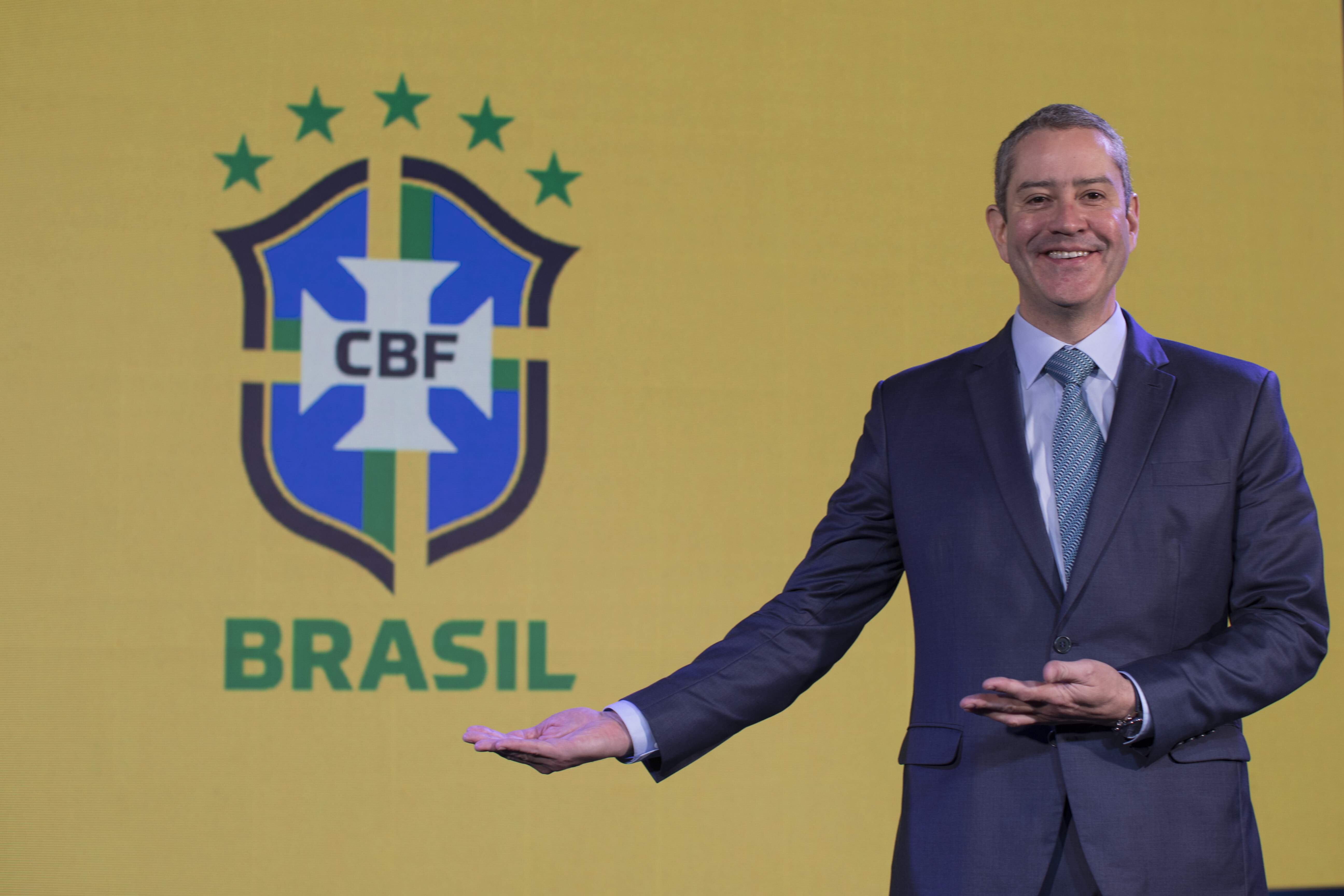 Presidente da CBF, Rogério Caboclo prefere deixar o calendário como está, apesar do prejuízo dos clu