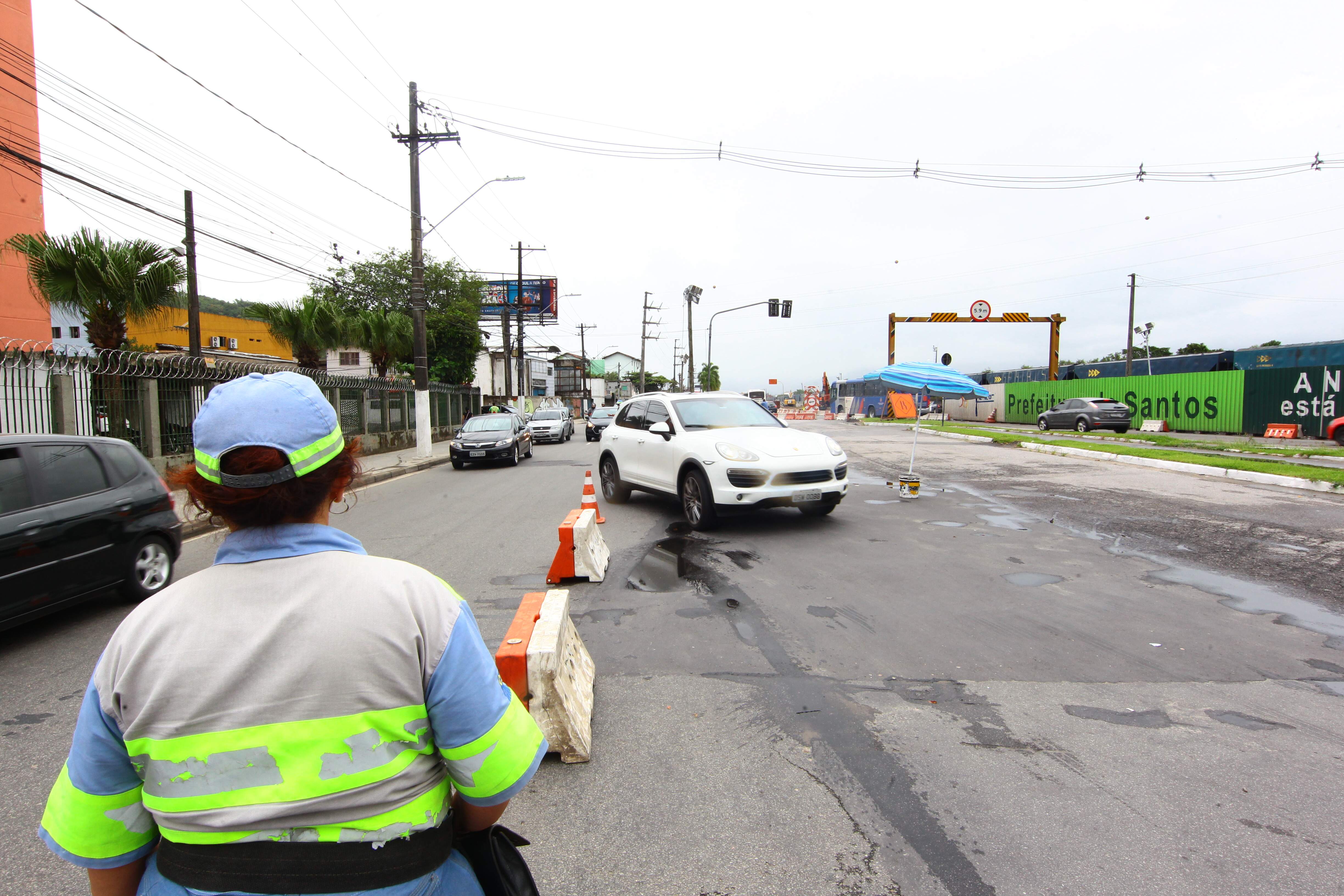 Prefeitura de Santos vai manter bloqueio na entrada da cidade