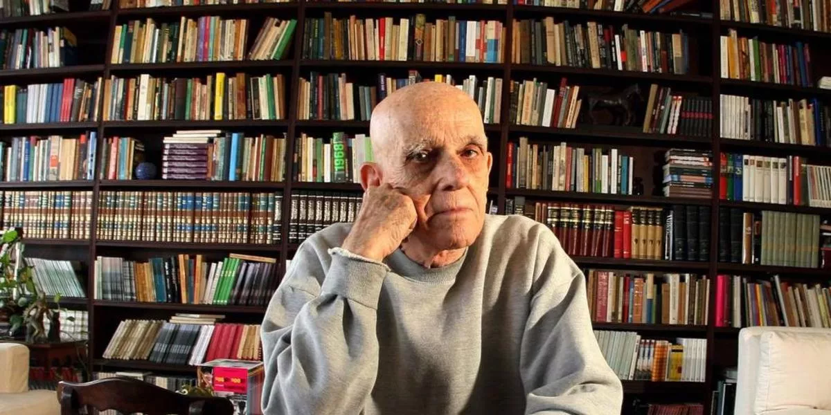 Rubem Fonseca morreu aos 94 anos em seu apartamento no Rio
