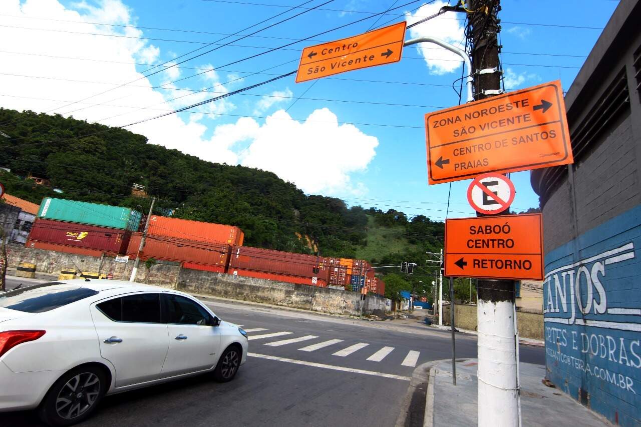 Interdição de motoristas ocorrerá na pista da avenida sentido São Vicente