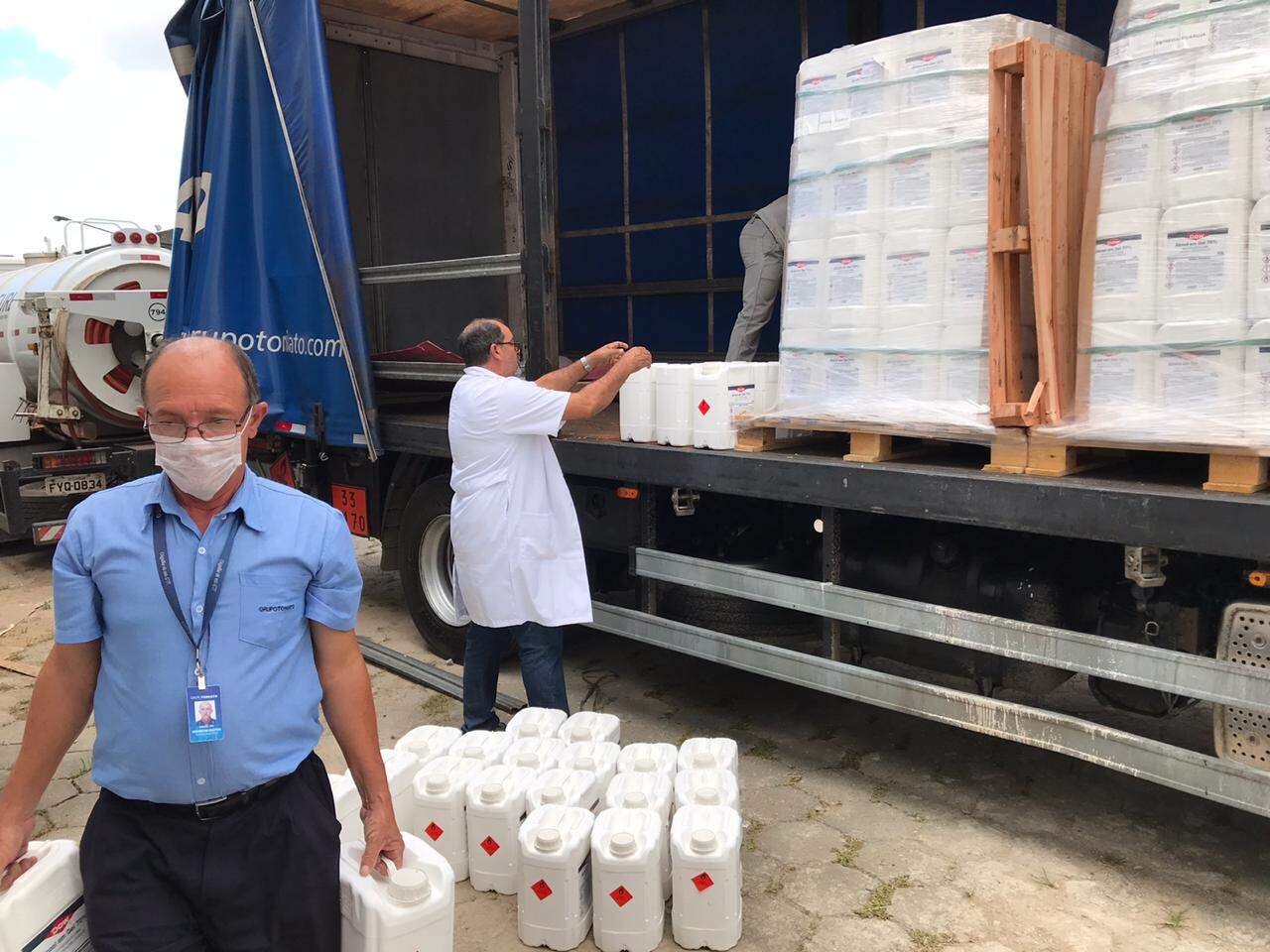 Secretaria de Saúde recebeu 3,5 mil litros de álcool em gel