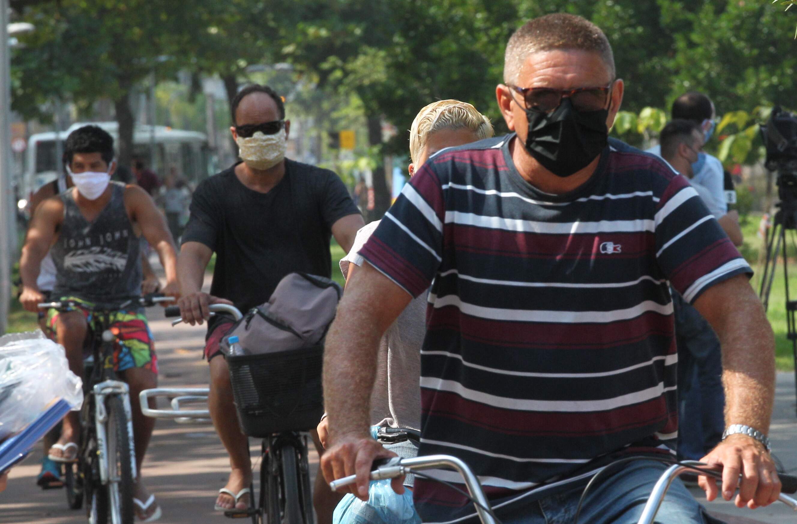 Uso obrigatório de máscara em Santos está em vigor desde 1º de maio