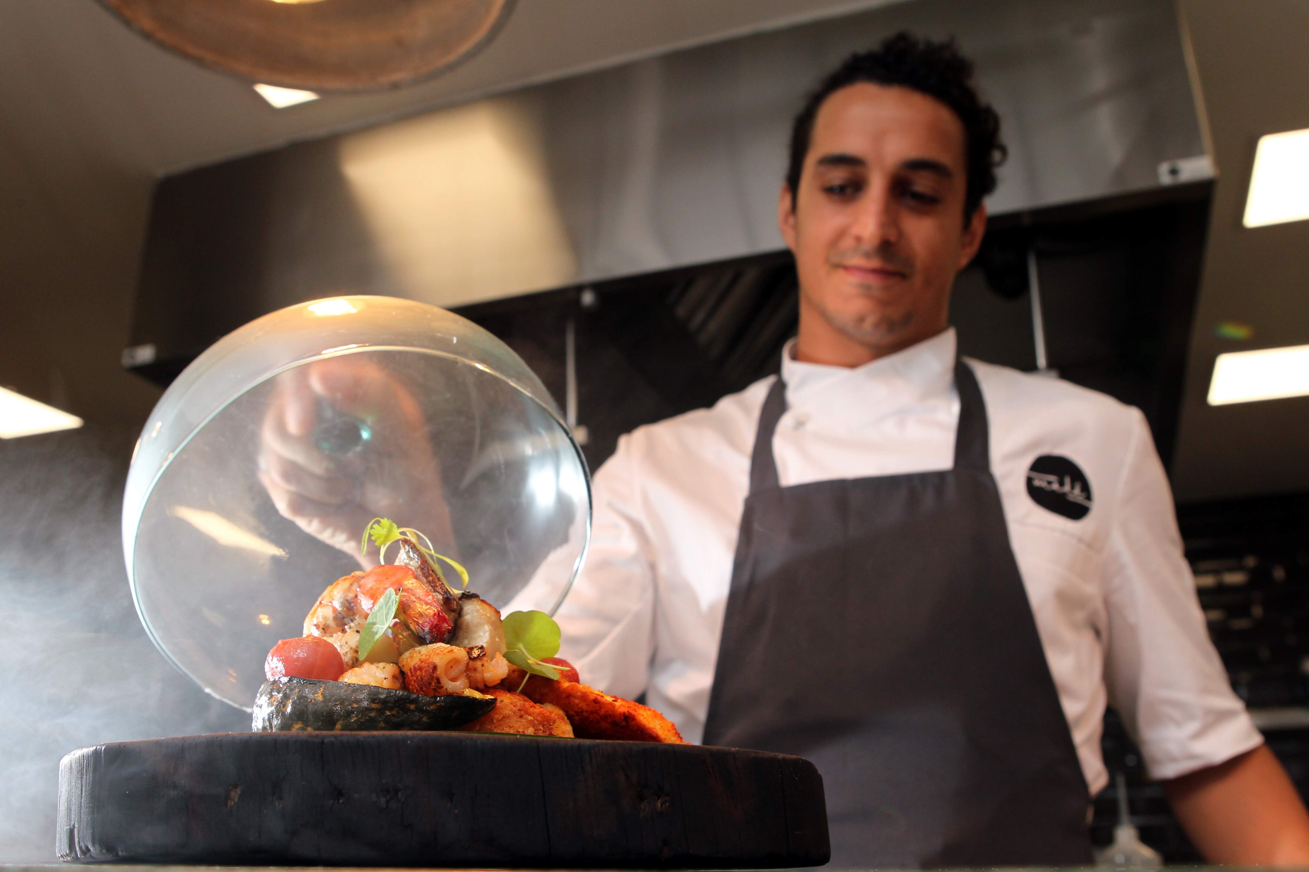 Chef santista vai comandar restaurante no Novo Mercado de Peixes, na Ponta da Praia