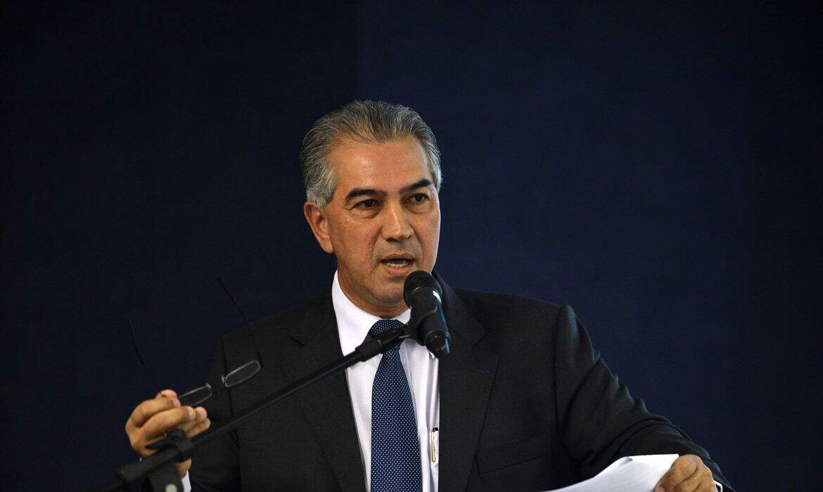 Reinaldo Azambuja afirmou que a maioria dos governadores aceitou vetar aumento salarial