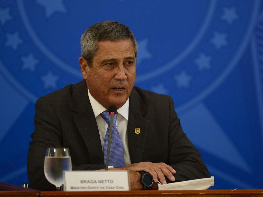 Assim como o presidente Bolsonaro, ministro Braga Netto ressaltou importância da retomada econômica