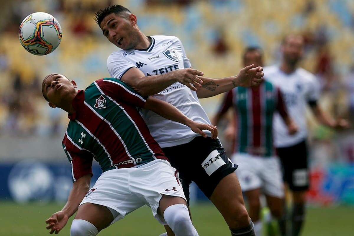 Fluminense e Botafogo foram contra a volta do futebol neste momento
