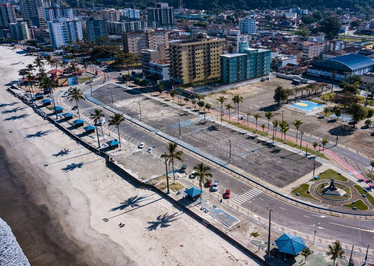 O projeto de revitalização da Praça Dudu Samba abrange uma área superior a 10 mil metros quadrados