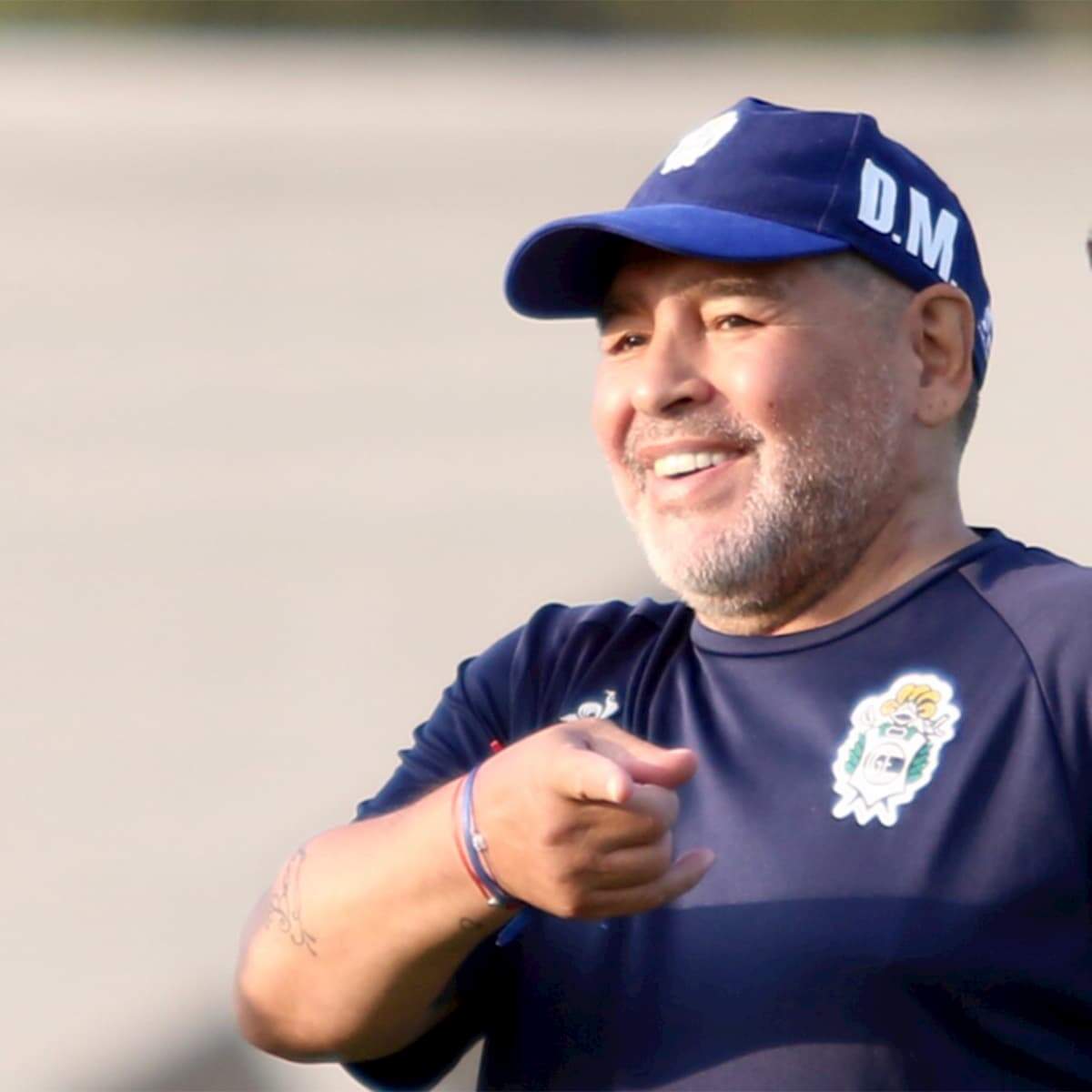 O acordo já estaria pronto e Maradona permaneceria à frente da seleção espanhola por duas temporadas