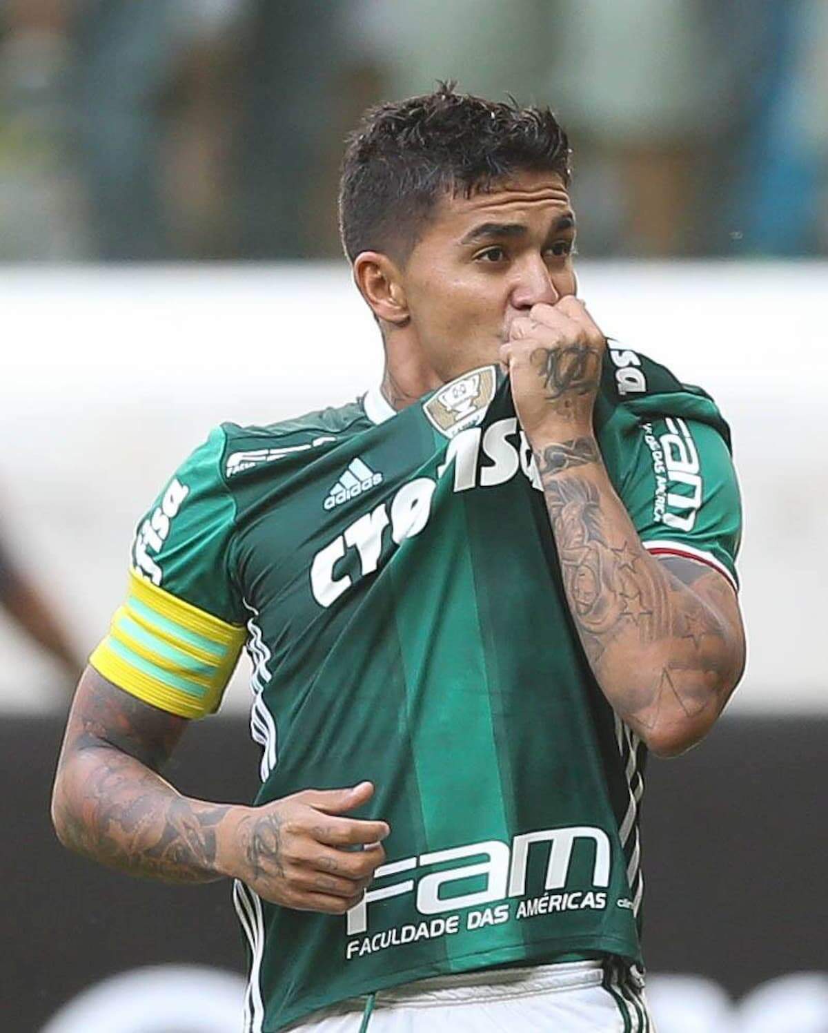 O camisa 7 chegou ao Palmeiras no início de 2015, após ser vendido pelo Dínamo de Kiev