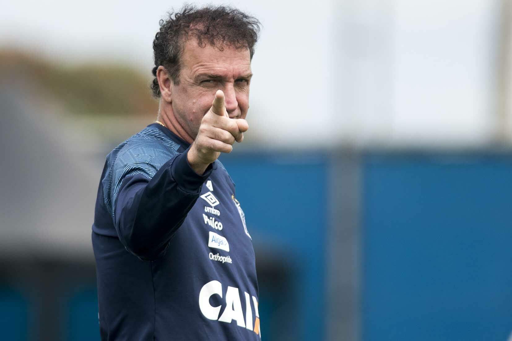 Cuca terá a missão de comandar o Santos no Brasileirão, Libertadores e Copa  do Brasil 