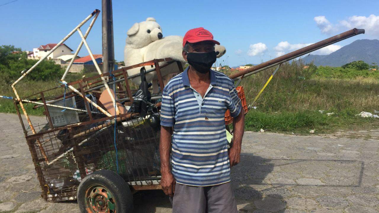 O catador de recicláveis Eduardo Paulino Lopes foi um dos beneficiados pelo projeto em Peruíbe