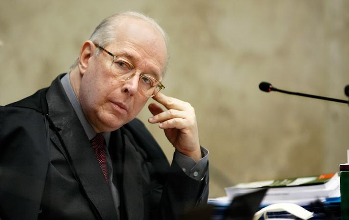 Celso de Mello é relator de inquérito que investiga se Bolsonaro interferiu politicamente na PF