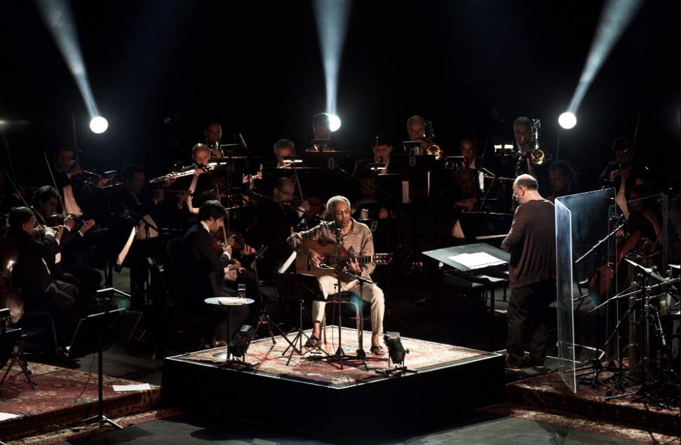 Show foi gravado por Gil em 2012 com a orquestra da Petrobras Sinfônica e está disponível no YouTube