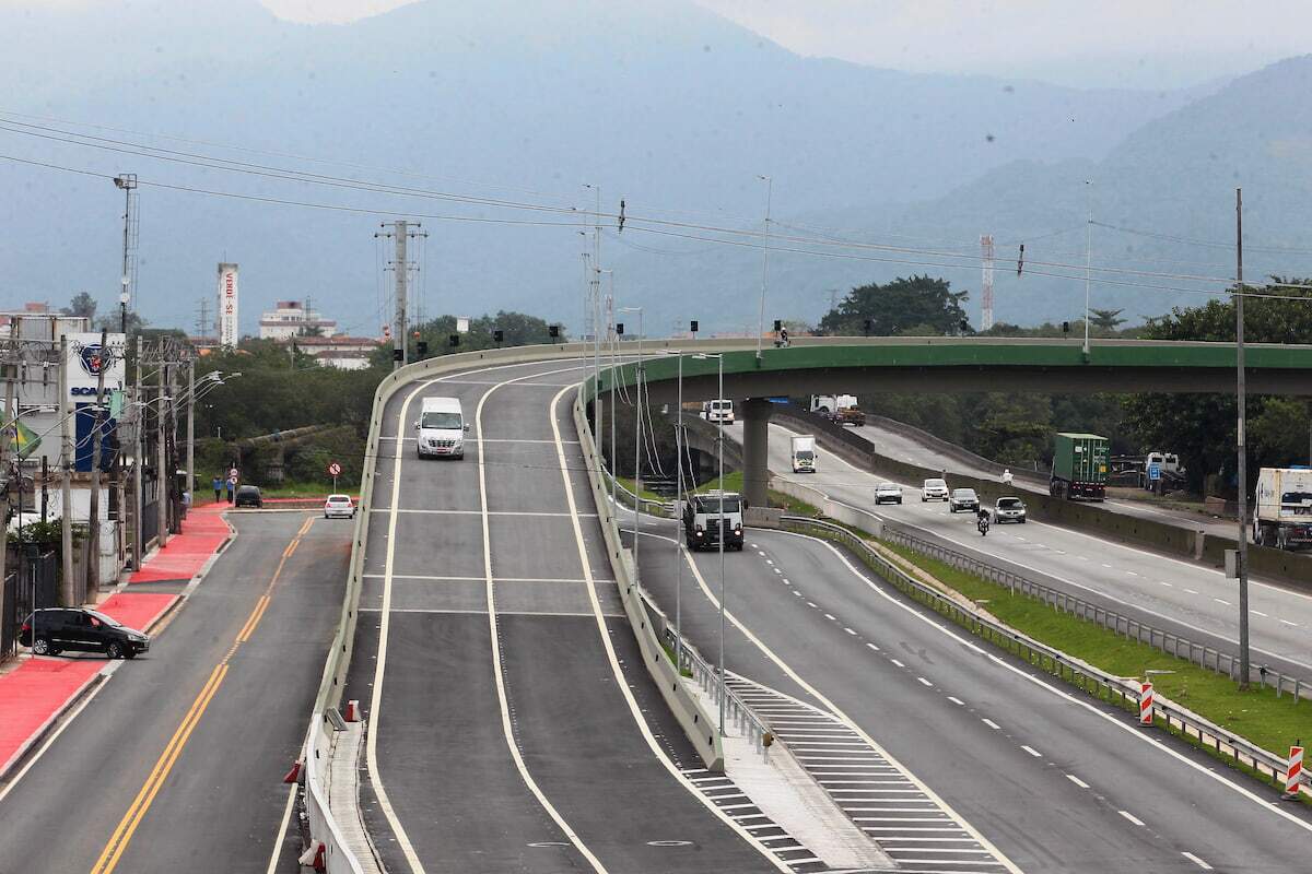 Obras na entrada de Santos foram inauguradas com antecedência