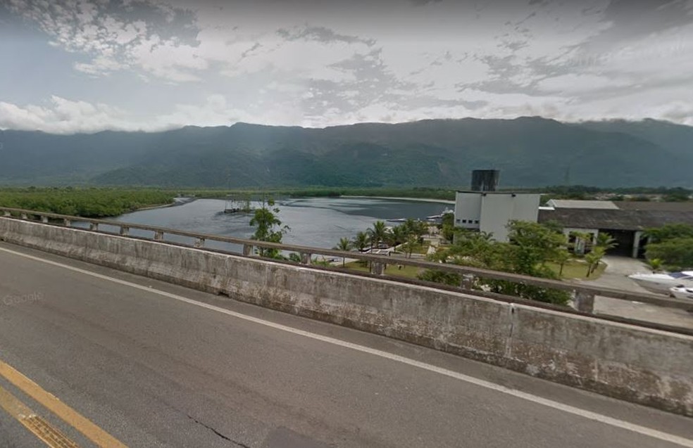 Vigilante foi roubado minutos após atravessar a ponte do rio Itapanhaú