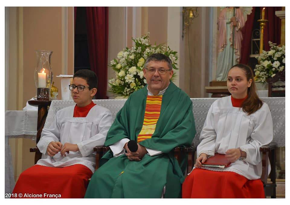 Padre Cláudio Scherer saiu da UTI, na luta contra a Covid-19, nesta quarta-feira (14)