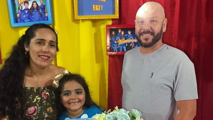 Mãe de Rhyanna Ricardo Feitosa conta que filha sofre desde a perda do pai, em 2019