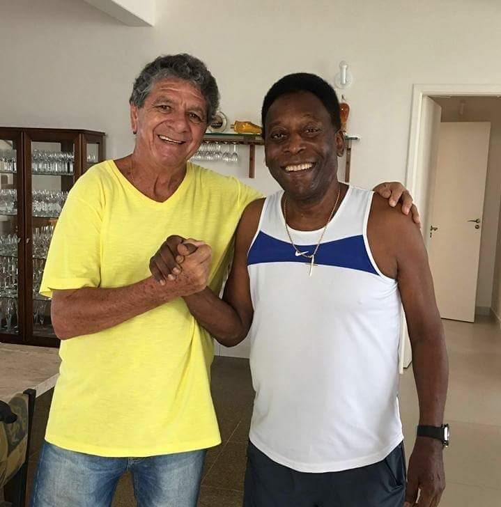 O jovem atacante Manoel Maria chegava ao Santos e não imaginava que se tornaria amigo de Pelé