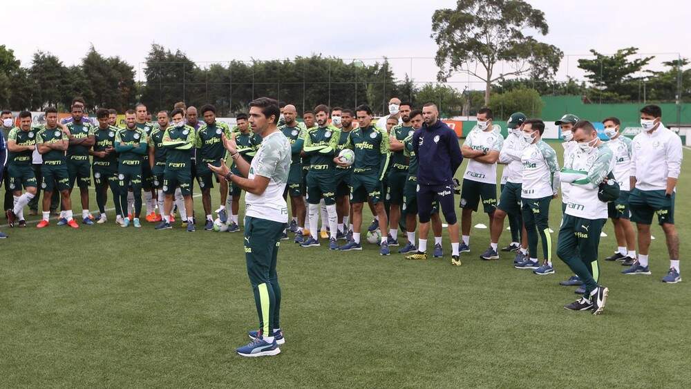 Com 15 desfalques causados pela Covid-19, Palmeiras busca classificação contra o Ceará