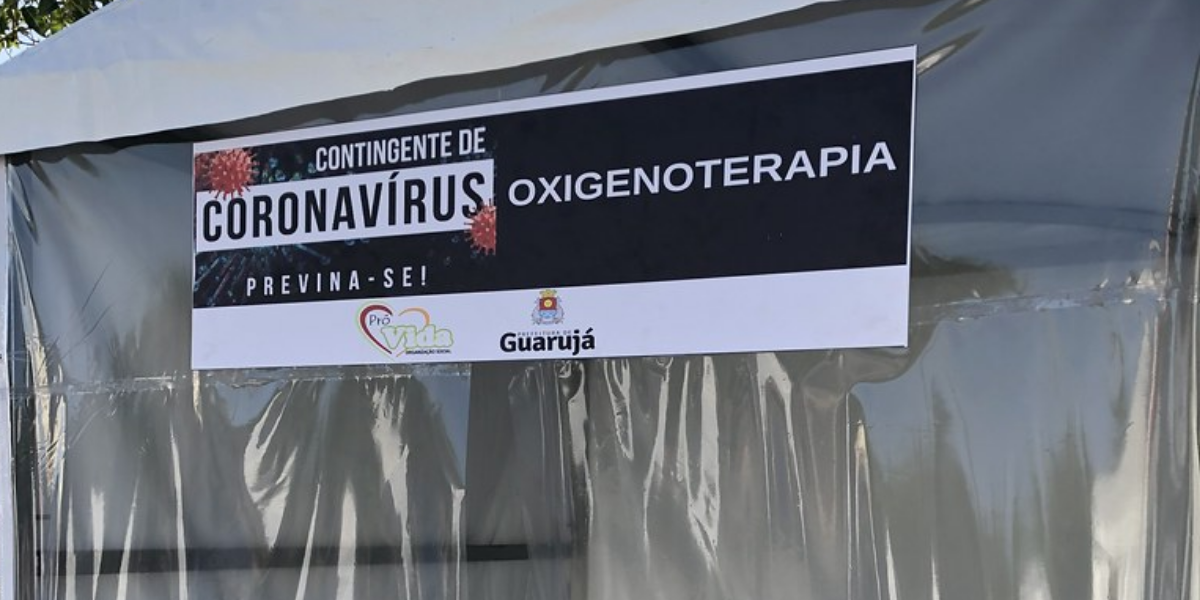 Tendas do complexo de triagem, em frente às UPAs como parte do Plano Contingente de Coronavírus