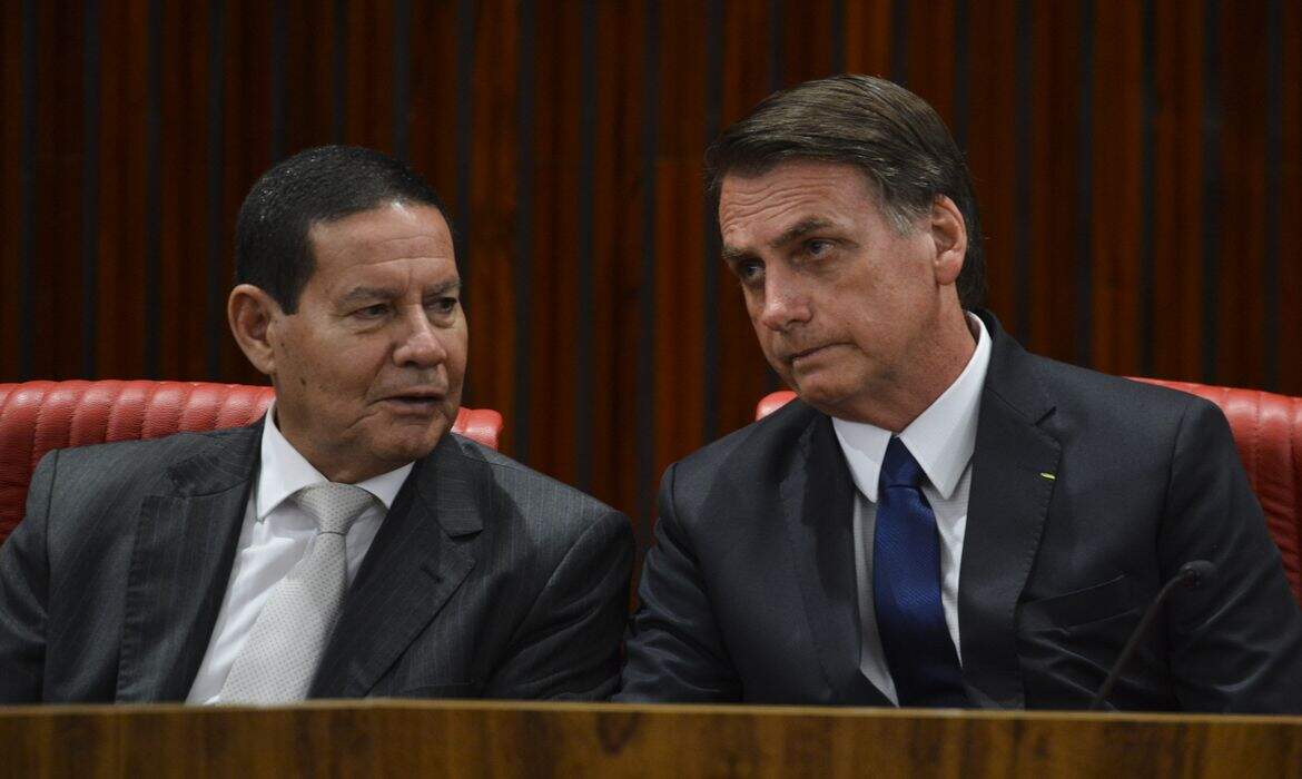 Presidente Jair Bolsonaro apoio Marcelo Crivella nas eleições do Rio de Janeiro