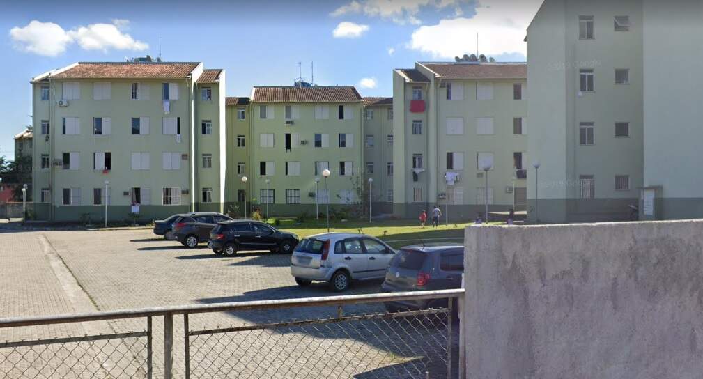 Vítima foi encontrada na escadaria do 3º andar do prédio, localizado no bairro Morrinhos