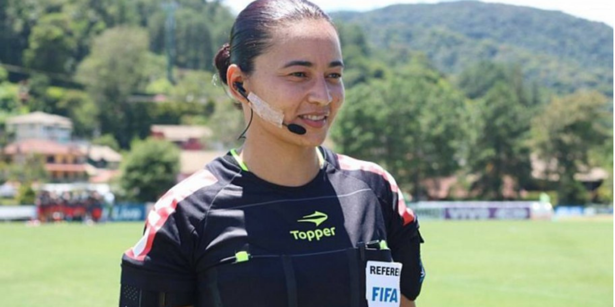 Fifa seleciona árbitra brasileira Edina Alves para Mundial de Clubes no Catar