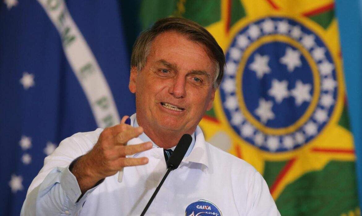 Bolsonaro afirma que política e economia andam de mãos dadas