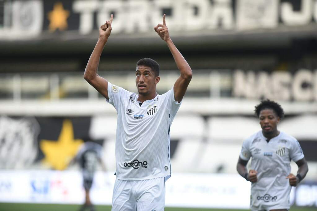 Bruno Marques marcou o segundo gol na vitória contra o Botafogo