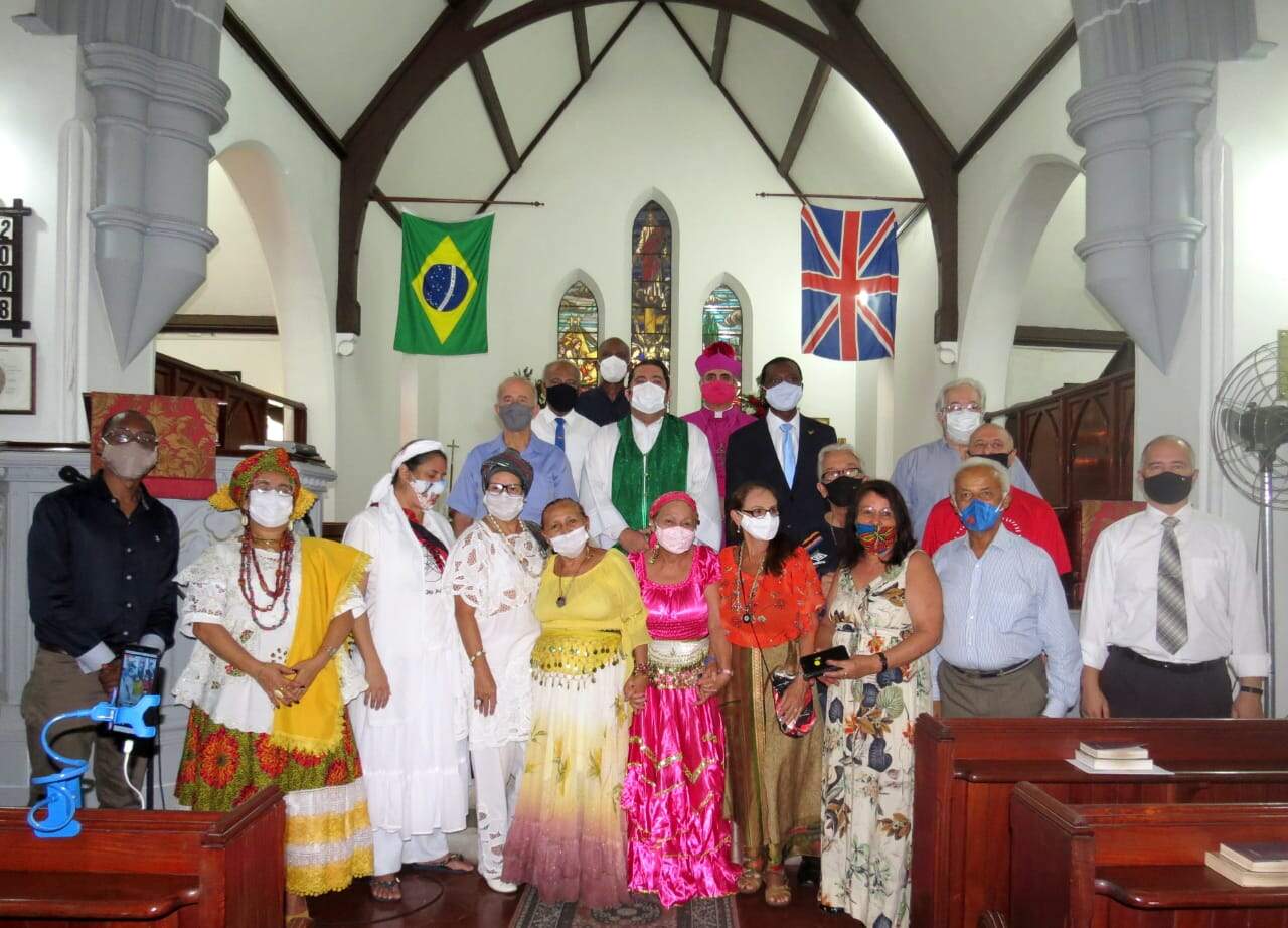 A Igreja Anglicana de Santos foi o local escolhido para a celebração