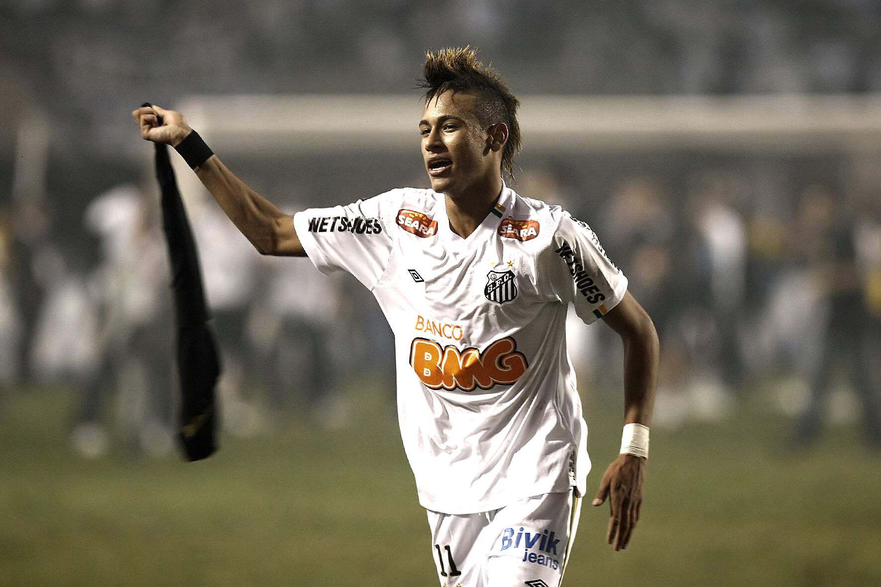 Santos parabeniza Neymar pelos seus 29 anos 