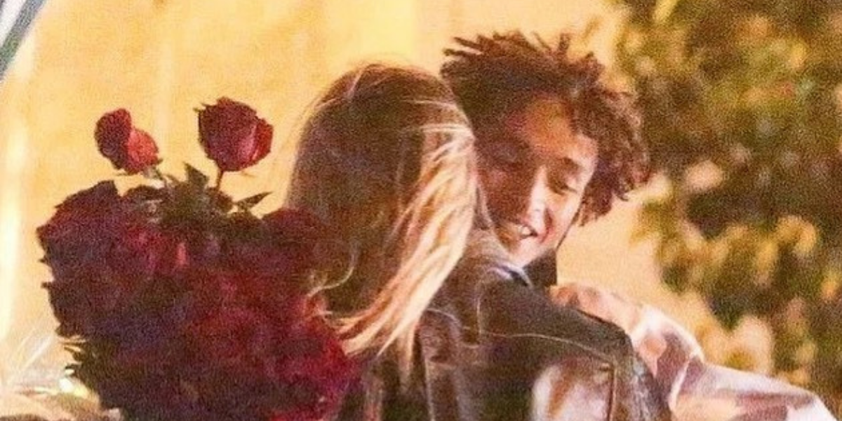 O possível casal foi fotografado sorrindo em pleno Valentine's Day, o dia dos namorados nos EUA